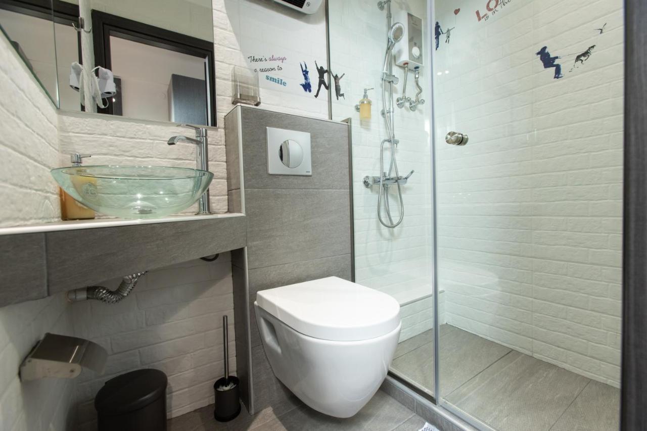 Downtown Luxury Boutique Suites : The Yellow Suite Thessaloníki Luaran gambar