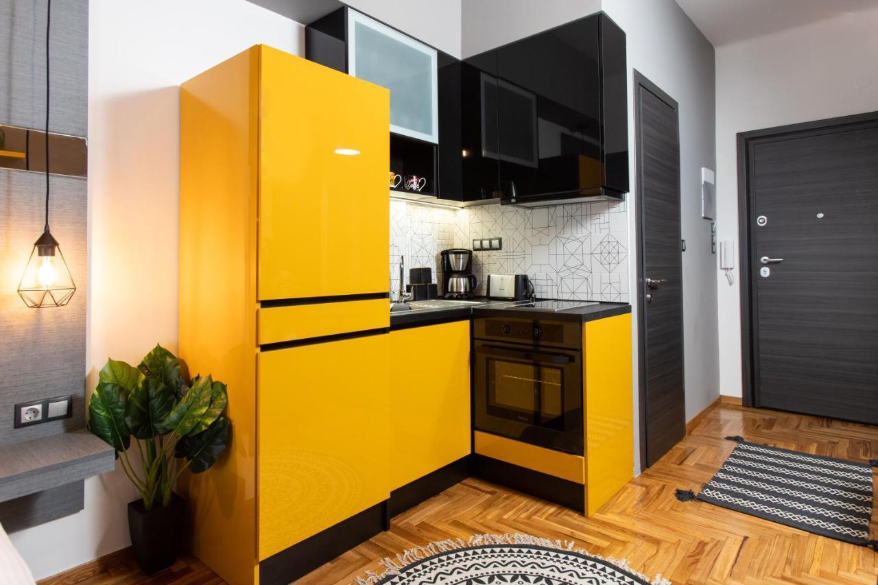 Downtown Luxury Boutique Suites : The Yellow Suite Thessaloníki Luaran gambar